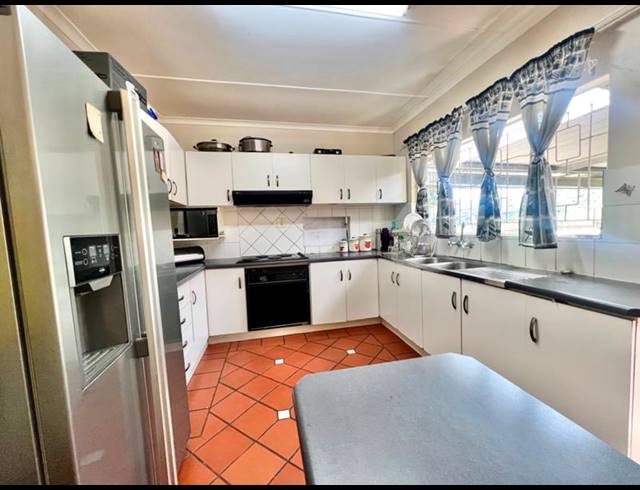 3 BEDROOM HOUSE FOR SALE IN NORTHDALE